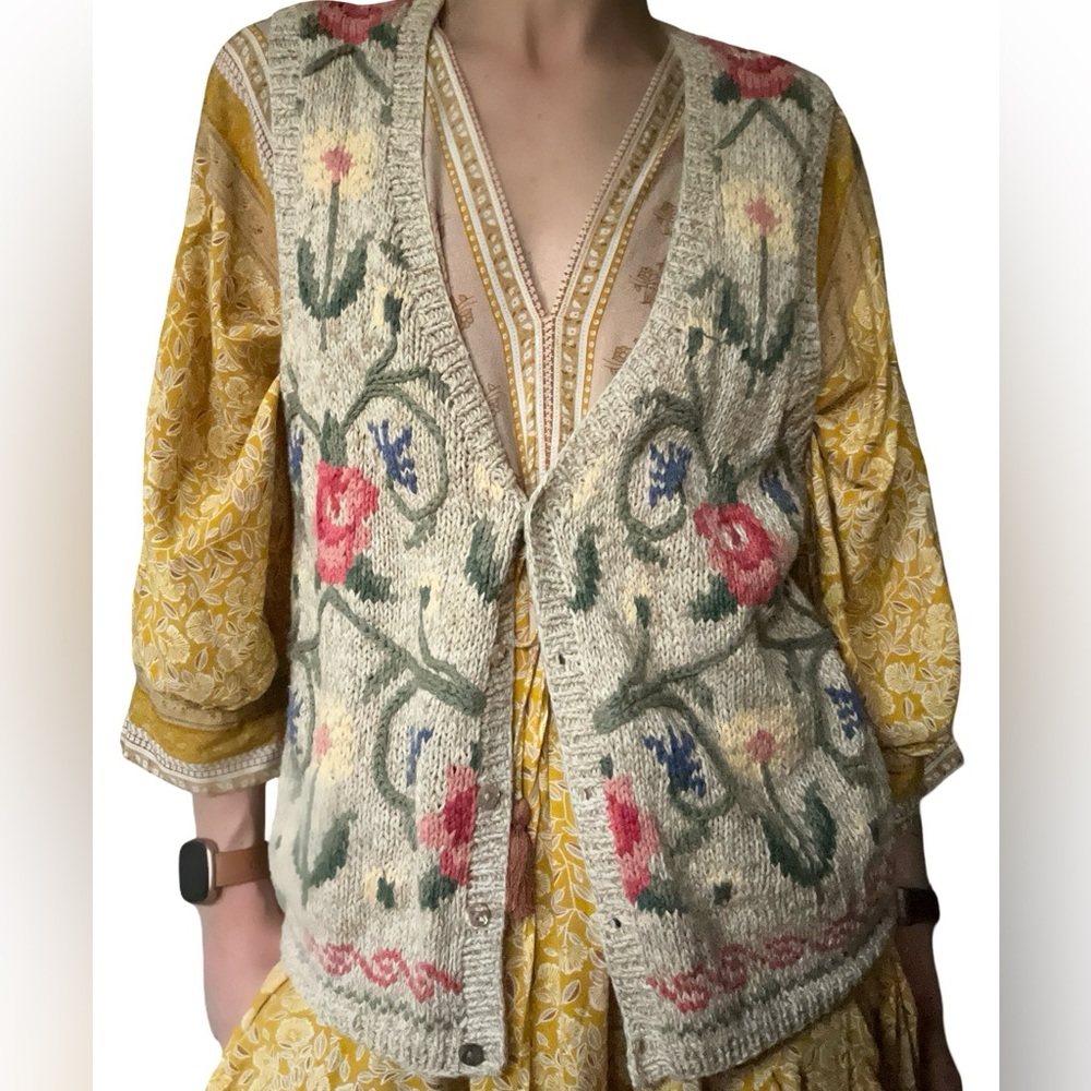 Vintage 90’s Talbots Cream Rami Cotton Floral Vest - Picture 3 of 8